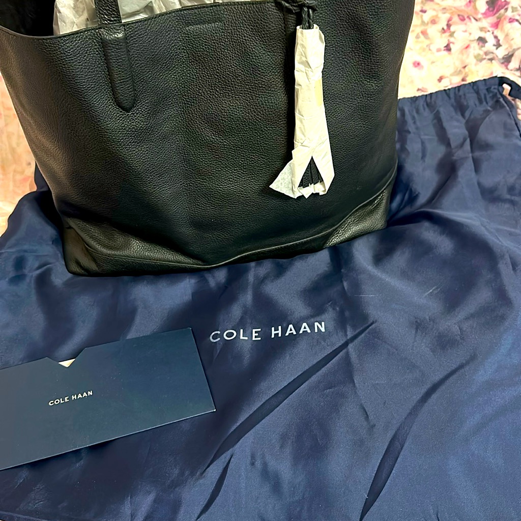 Nwt Cole Haan Black Leather Pinch Tote